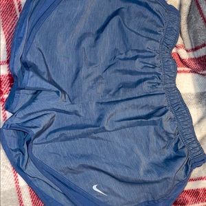 Women’s nike XL shorts. Worn once.
